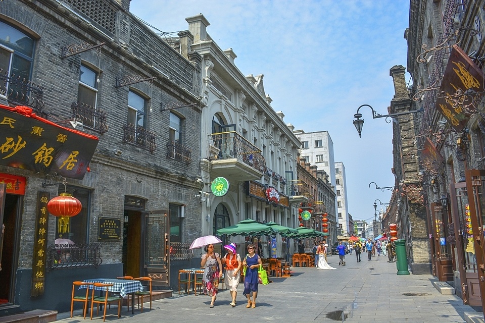 百年老街风韵:哈尔滨中华巴洛克