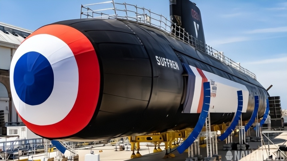 �й�����׷�� ��Ǳͧ��ģ��Խ����˹