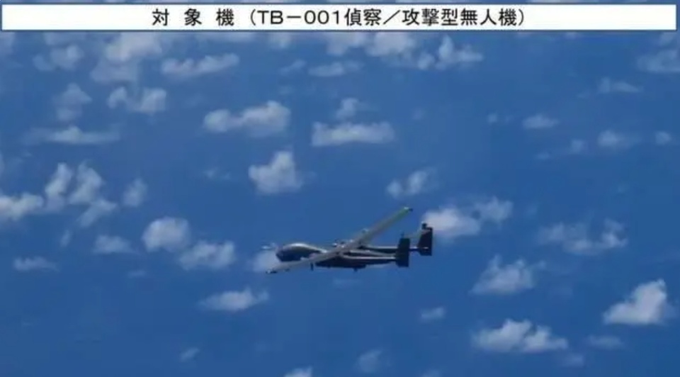 台防务部门:大陆4架次军机穿越"海峡中线"_腾讯新闻