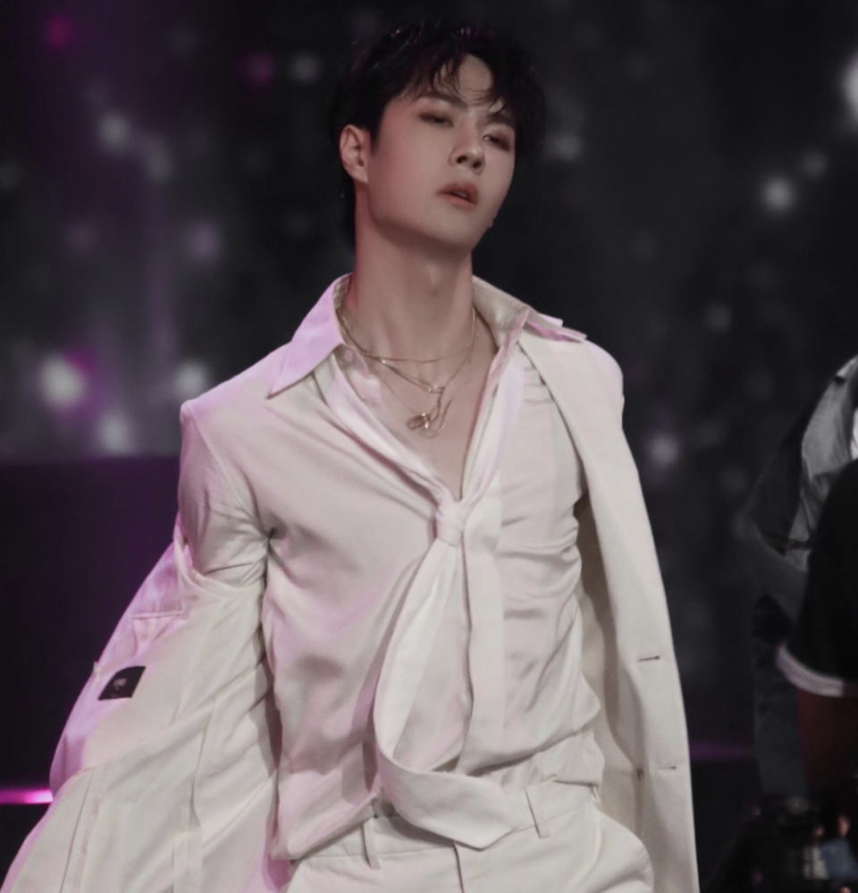 网传王一博不再常驻街舞即将进组人鱼二搭程耳导演