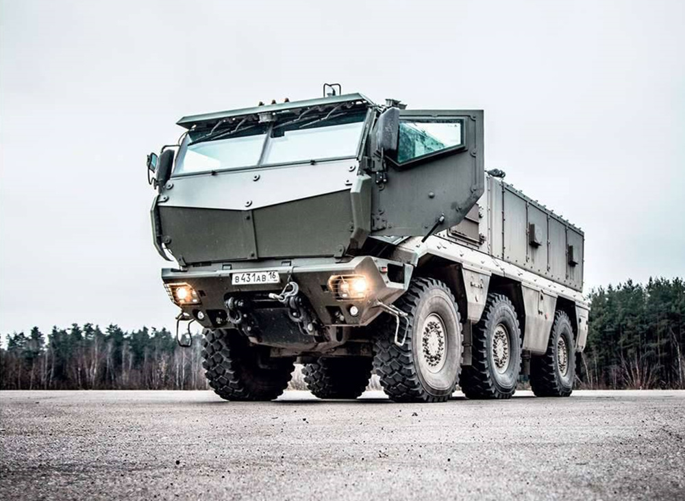 俄罗斯卡马斯63968台风防雷反伏击车