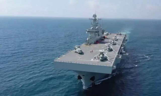 075型两栖舰4号舰:带脚手架或许在海试,传将被命名为"江西"舰_腾讯