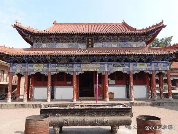 南昌万寿宫景点介绍,走进万寿宫,感受道教魅力,品味江西韵味!