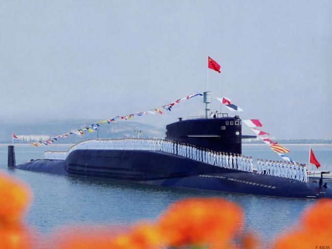 092型核潜艇首艇长征6号,12个弹道导弹发射管,管少威力不小-腾讯新闻