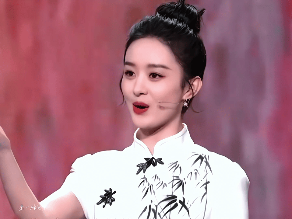 ����ӱ�����Ѿ�35���� ���Ѿ����������Ȧ��Ϯ��һ�������š�