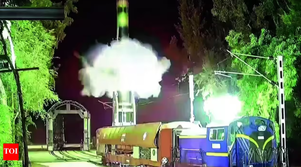 �һ�P�����ϻ𳵣�ӡ����ѧ����˹����������