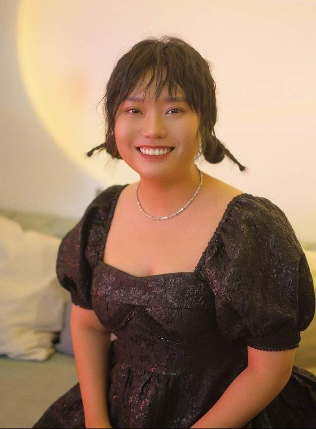 李雪琴录制综艺近照曝光,身材暴瘦颜值提升,网友夸赞像韩国女团