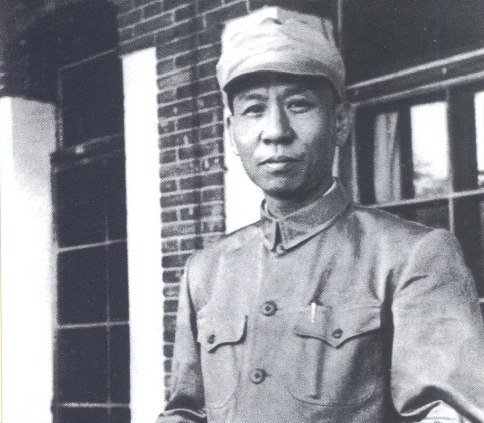 55年授衔，评出大元帅1人、元帅13人、大将14人，为何取消了8位？_腾讯新闻