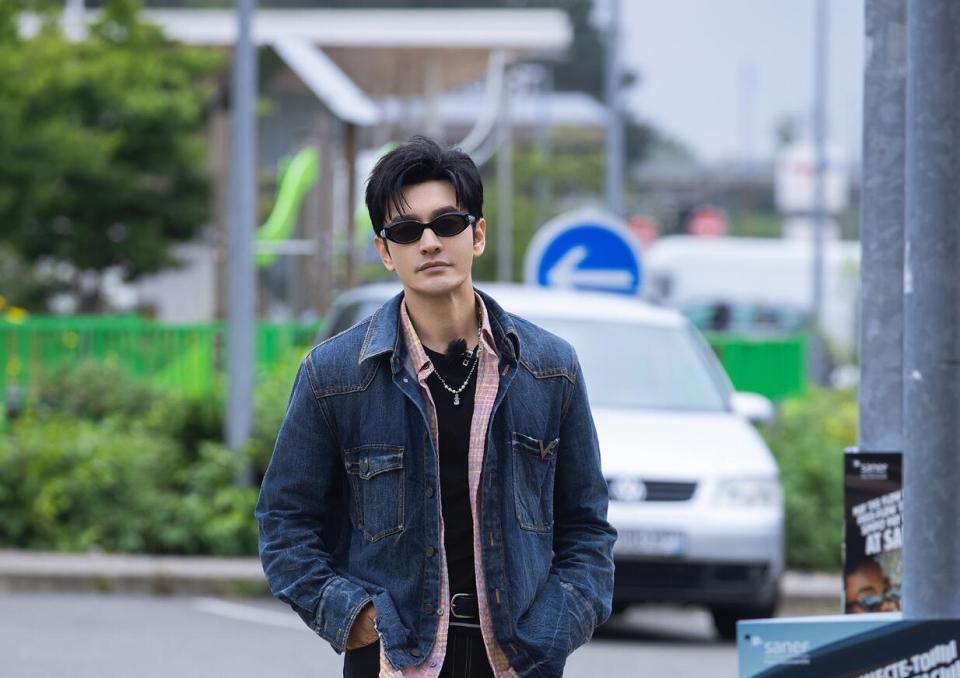 幸亏虞书欣的胆子小,要不然黄晓明这次怕是要被骂上热搜了