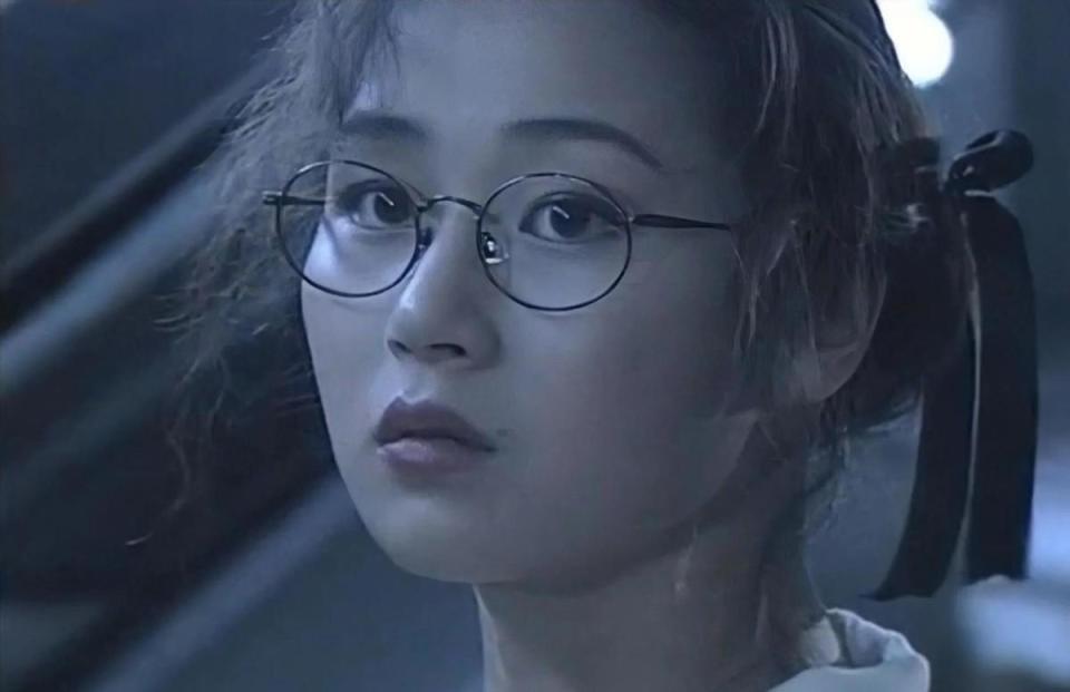 香港第一美腿万绮雯还好没有嫁给甄子丹最终收获幸福