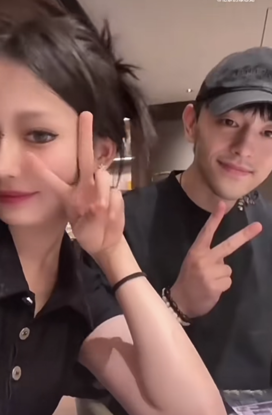 邓伦疑有新恋情,与美女约会举止亲密,女生频频撒娇像热恋情侣