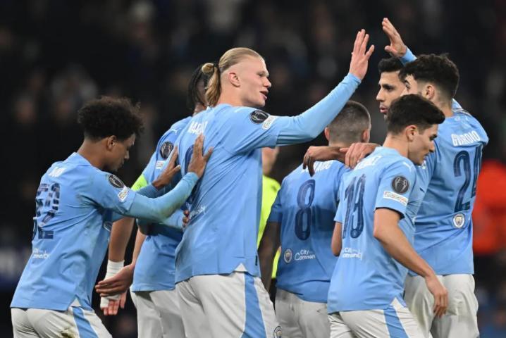 欧冠14决赛皇马vs曼城超级死亡半区球迷冠军战提前上演