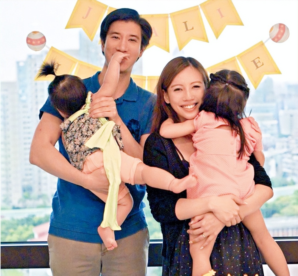 王力宏李靓蕾首次出庭对决,男方皱眉头沧桑大变样,交锋原因曝光_腾讯