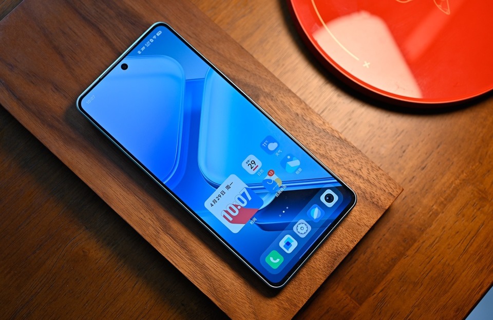 5月6月2000元价位哪些手机火?真我iqoo荣耀比拼,但黑马是华为