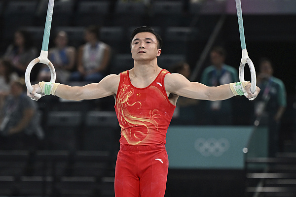 聚焦 | 中国体操男团痛失好局 赛后老将肖若腾痛苦落泪