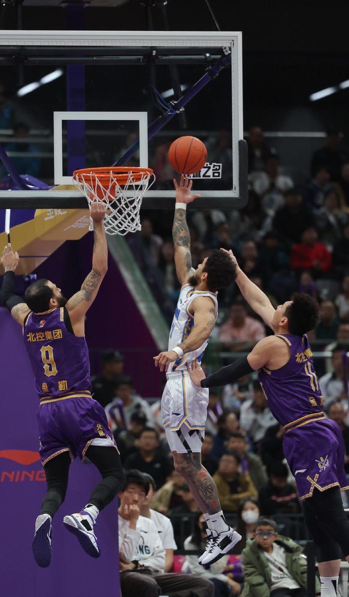 cba北控战北汽里勒心态崩盘闵鹿蕾为何迟迟不换人放生北汽吗