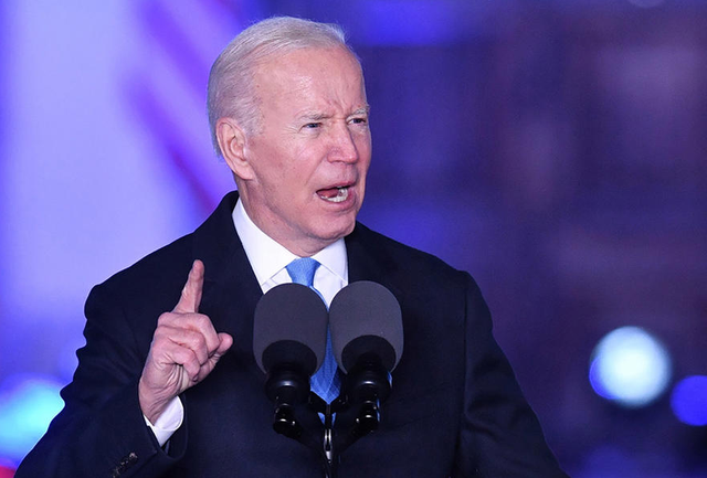 美国圈定战场,拜登连下3道"战书"耗尽底牌,中方再次减持美债