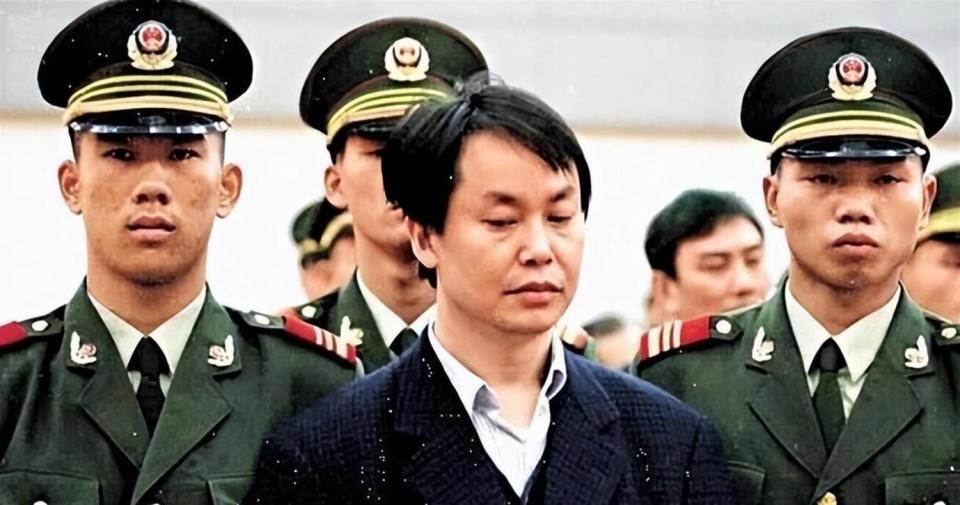 98年张子强被判死刑后，他的妻子携20亿巨款远走国外如今怎样了？_腾讯新闻
