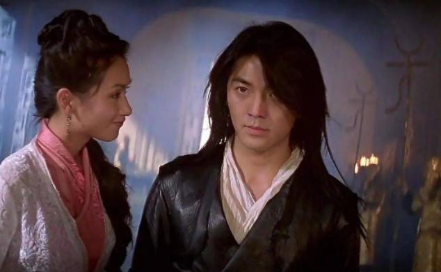 56岁郑伊健憔悴苍老认不出妻子在日本生活身家过亿至今无子女