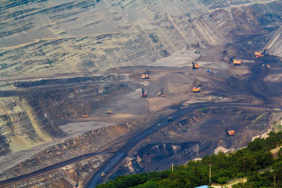 清永陵永陵位于抚顺市新宾县永陵镇,明万历二十六年(1598年)始建.