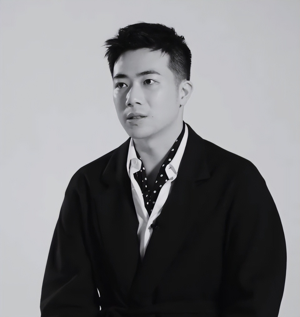 特步千金与七匹狼公子举办顶级豪门婚礼,何猷君奚梦瑶到场送祝福