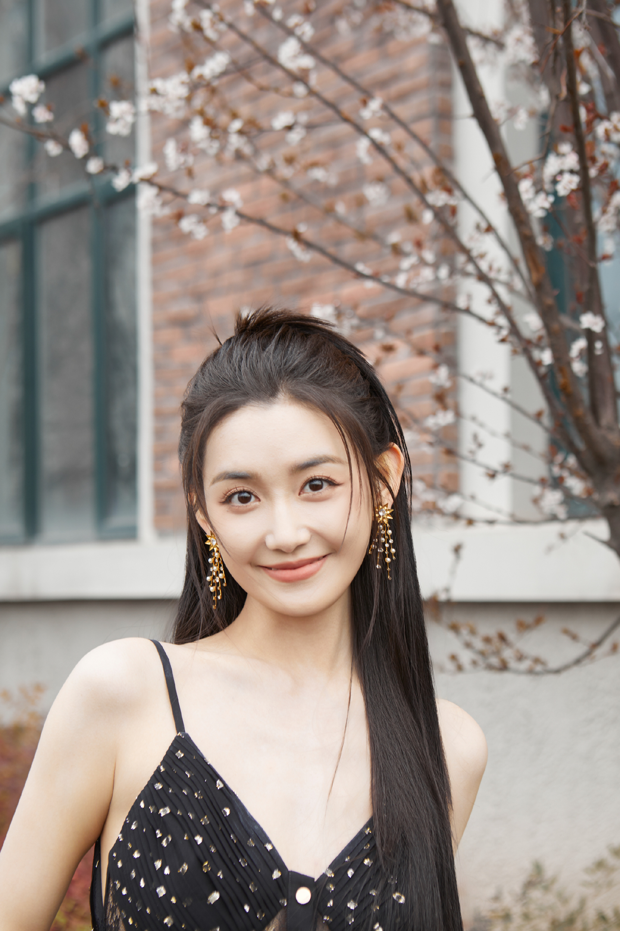 《女神蒙上眼》集齊10美女，辛芷蕾但凡拉胯點，都壓不住漂亮女配 - 