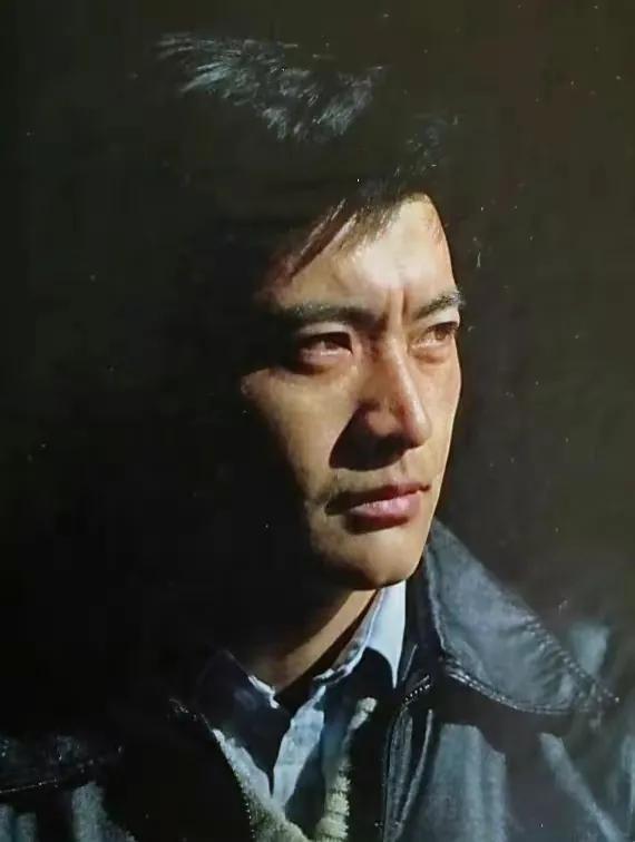周里京：凭《人生》红极一时，29年不敢忘亡妻，清高一生误艺途_腾讯新闻