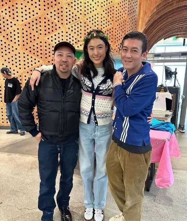 陈冠希秦舒培为女儿举办豪华生日派对alaia公主裙惊艳亮相