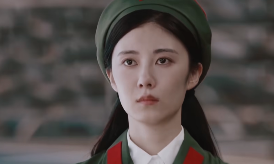 借了肖战的"东风",28岁曹斐然大火,不愧是仙侠剧中的第一美人-腾讯