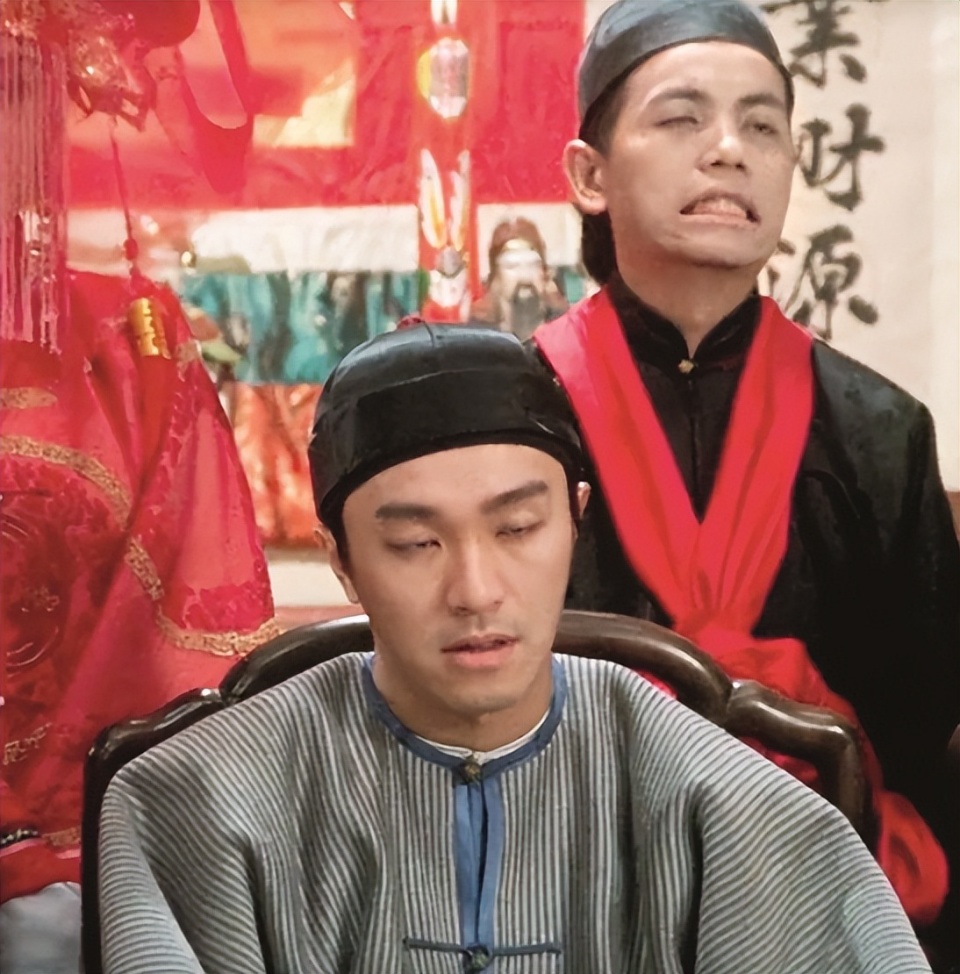 田启文吐槽买周星驰公司股票没赚过钱，曝星爷从不欠薪，四大原因让他离职_腾讯新闻