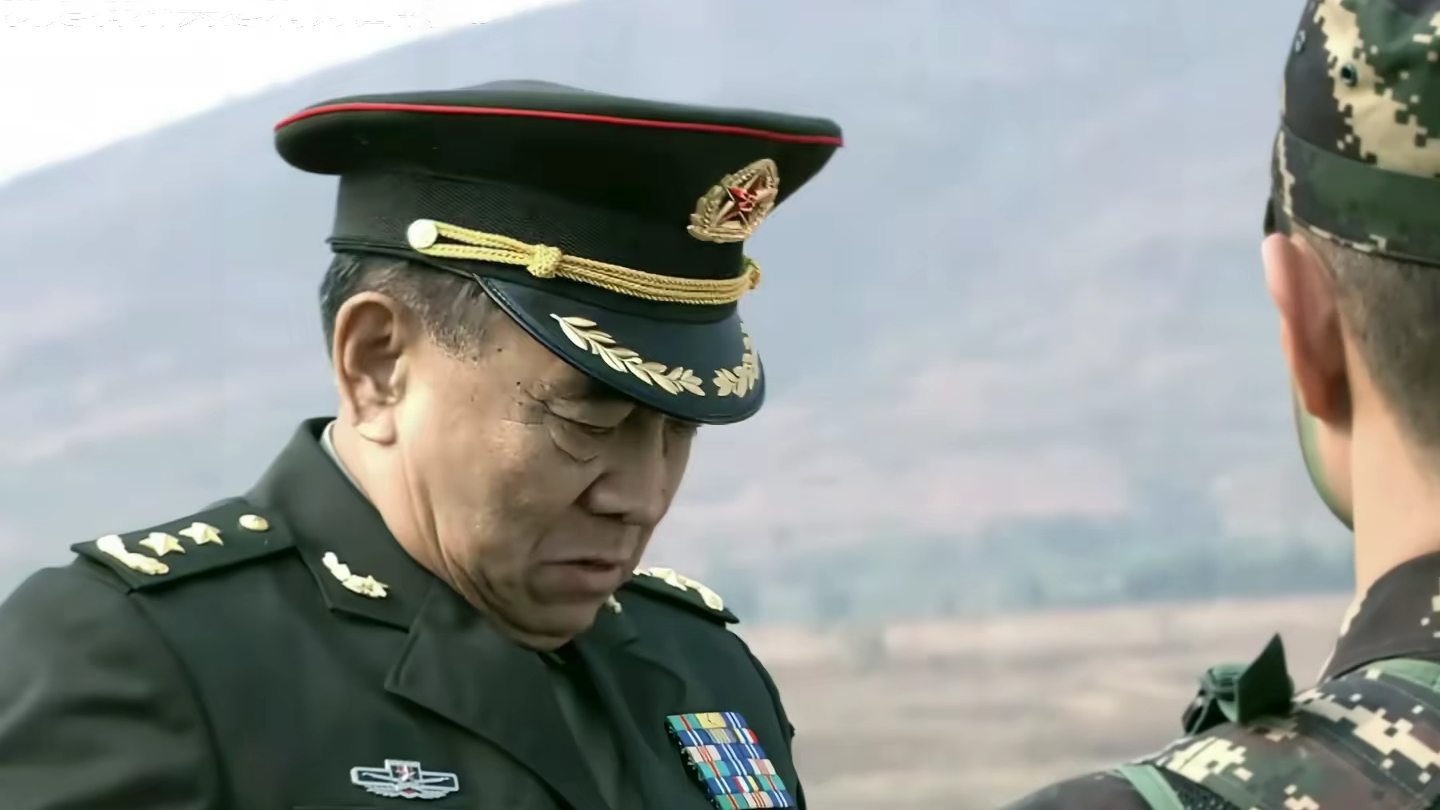 这差距，让何晨光无地自容！《我是特种兵之利刃出鞘》_腾讯新闻