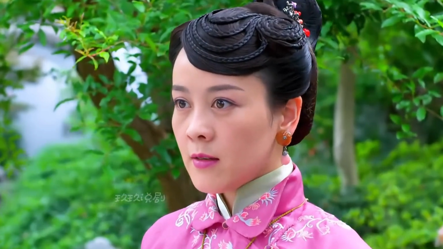 《深宅雪》机智小妾略施小计,愚蠢正房成为棋子助其一臂之力