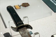 志愿军使用的伞兵刀_腾讯新闻