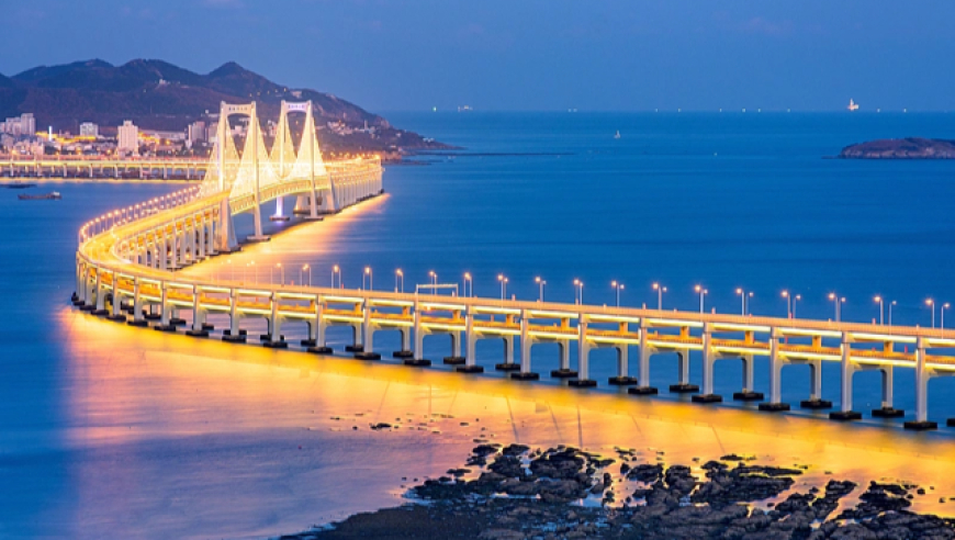 中国，又多了两个万亿GDP城市