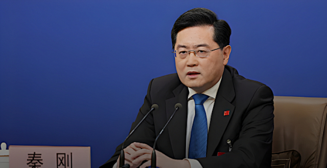 关键时刻，秦刚出访菲律宾_腾讯新闻