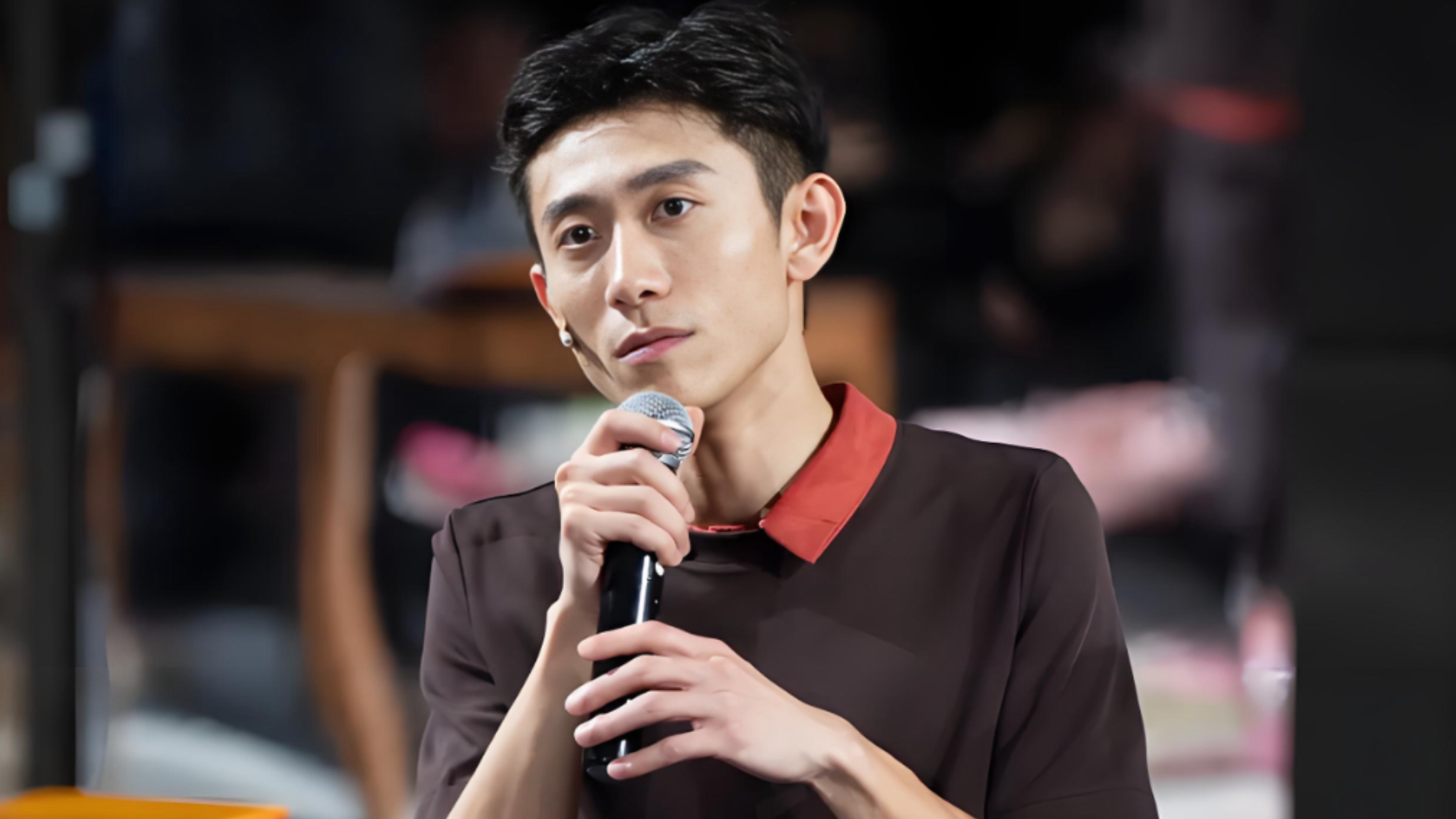 张一山话剧北京首演，杨紫送花篮杨爸到场支持，宋丹丹周涛胡彦斌也去了_腾讯新闻