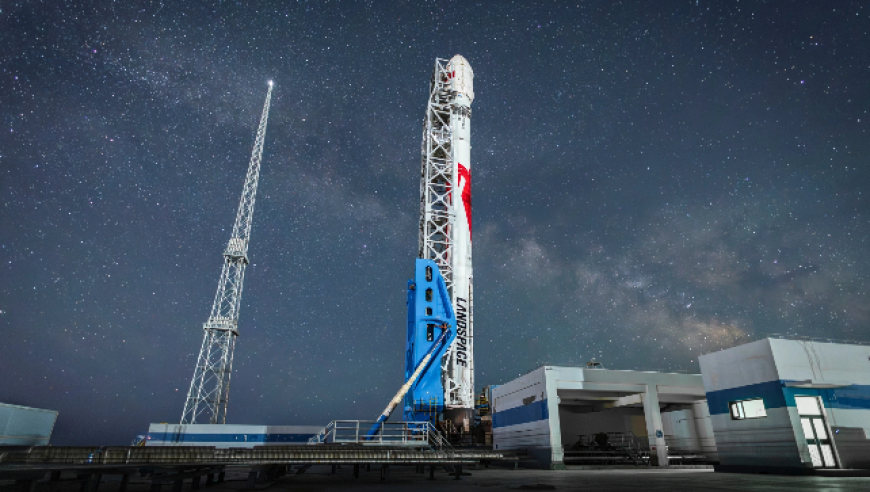 朱雀二号改进型遥六运载火箭发射成功