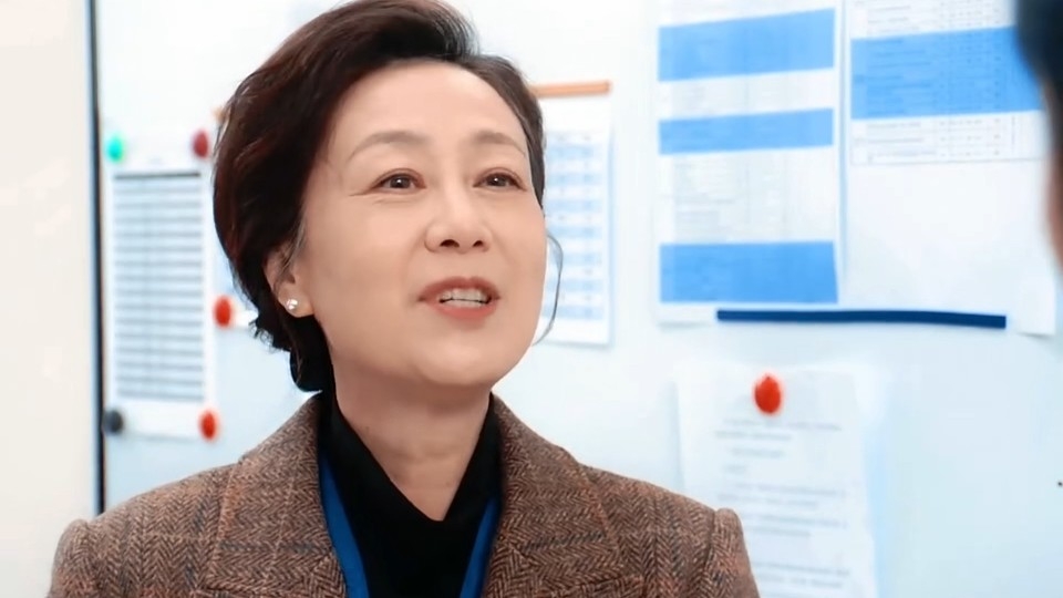 沈谢秩的妈妈居然那么优秀！！是外面一号难求的权威专家《家事法庭》_腾讯新闻