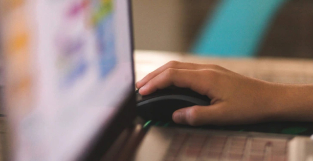 “群发神器”沦为犯罪帮凶 网警揭秘黑客案件缩略图