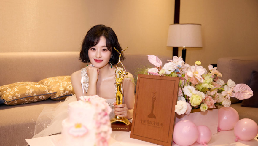 金鹰视后大战打响！提名延期、规则大改，今年谁最有希望？