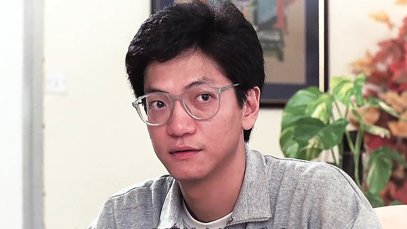 老六麻将时竟出老千，不料却被姑娘当场抓获《黑心鬼》_腾讯新闻