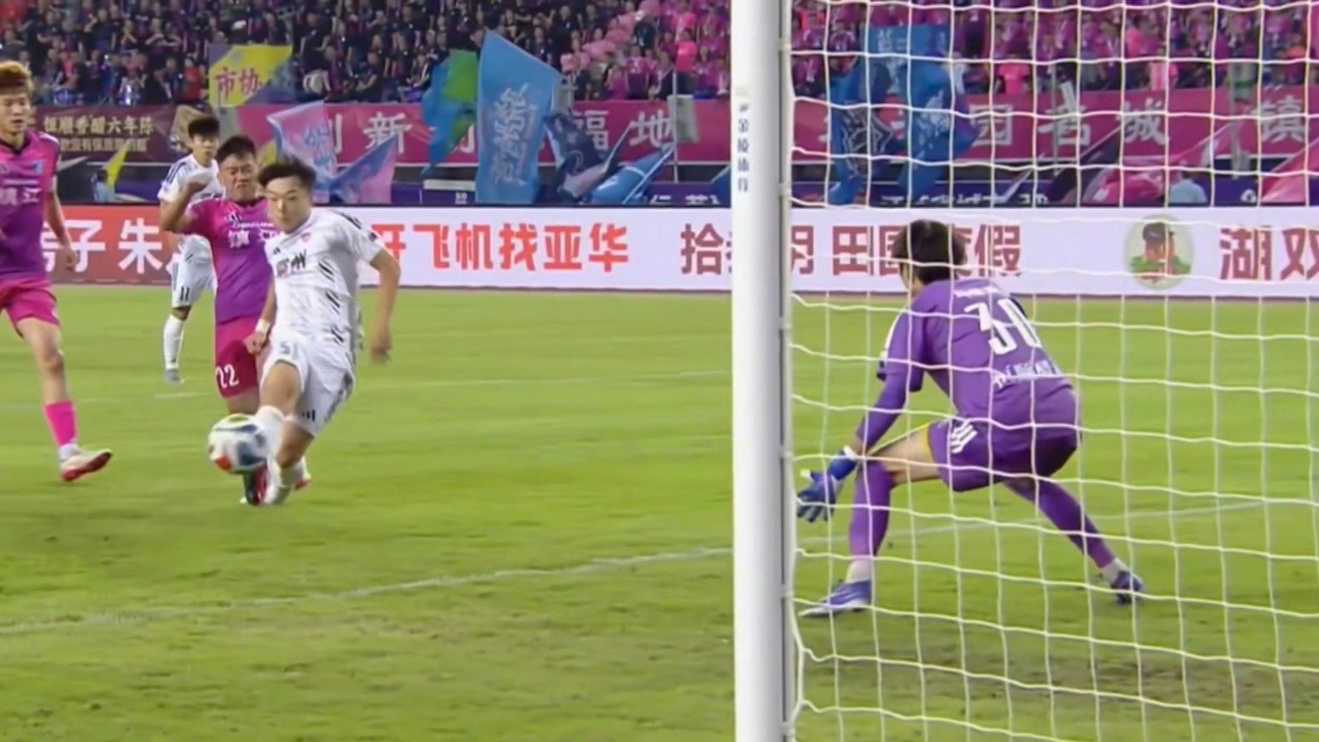 城超同夜五佳球：川超40米逆天世界波！苏超2v6“阿森纳式”撞墙破门_腾讯新闻