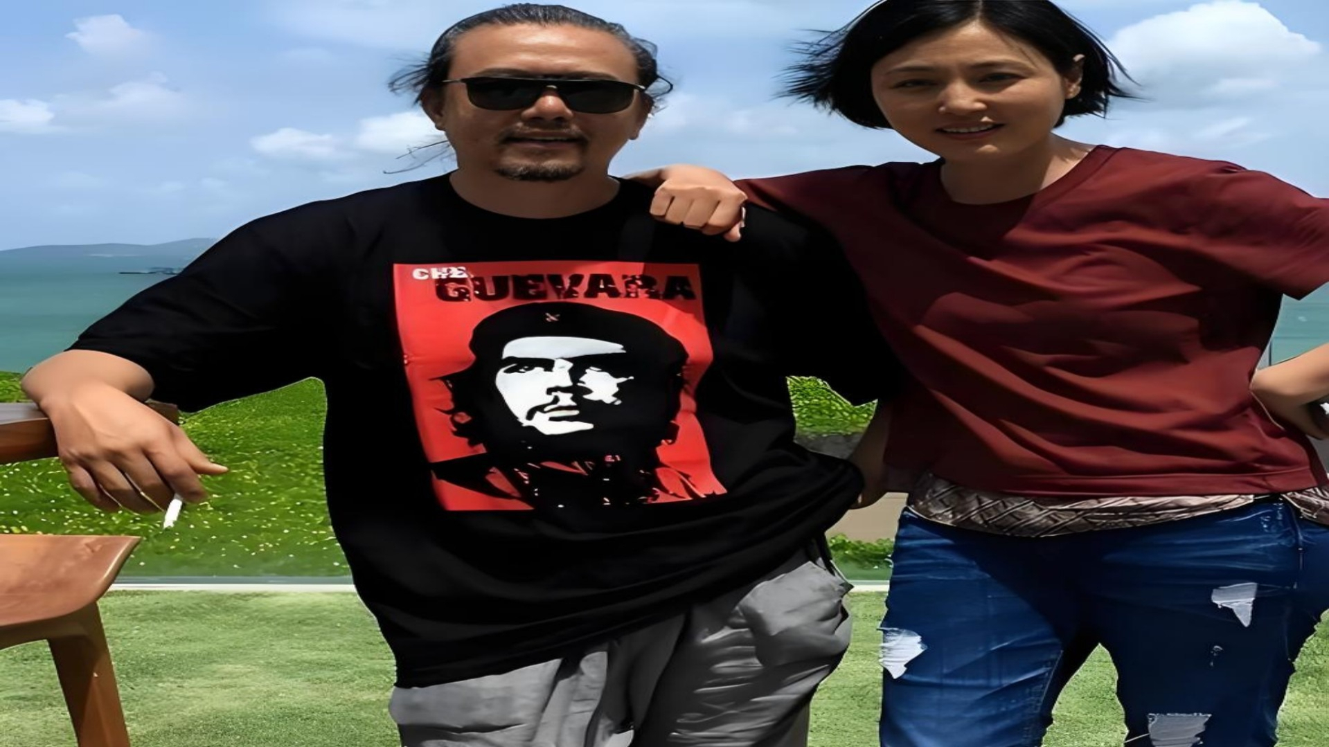 56岁张延近况曝光！嫁给大5岁演员张锦程，如今21岁女儿比她还漂亮_腾讯新闻