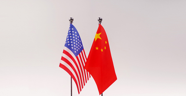 公安部新闻发言人就中美禁毒合作答记者问缩略图