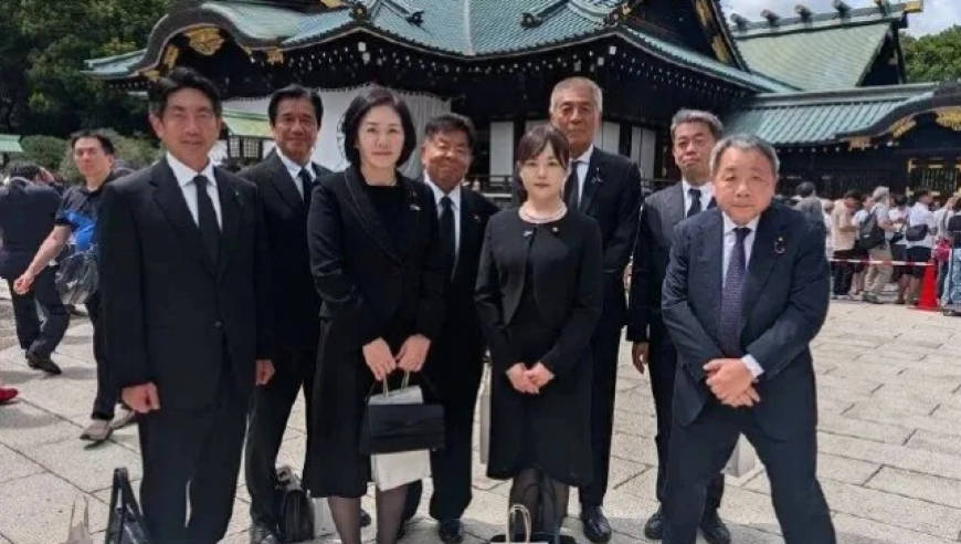 “四驾马车”、一个汉奸，挑衅世界