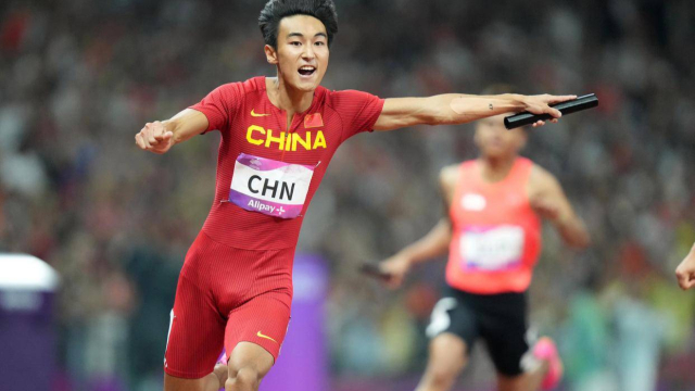 那一天，他仿佛化身“抗日飞人”，拉爆对手_腾讯新闻