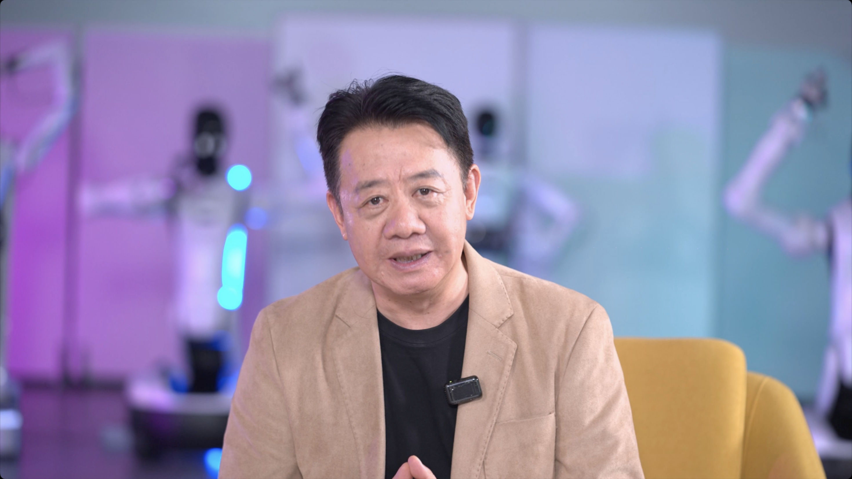 AI伴侣是真爱平替还是安全出口？刘擎教授《30vs60》第二季犀利解读当代青年情感困境_腾讯新闻