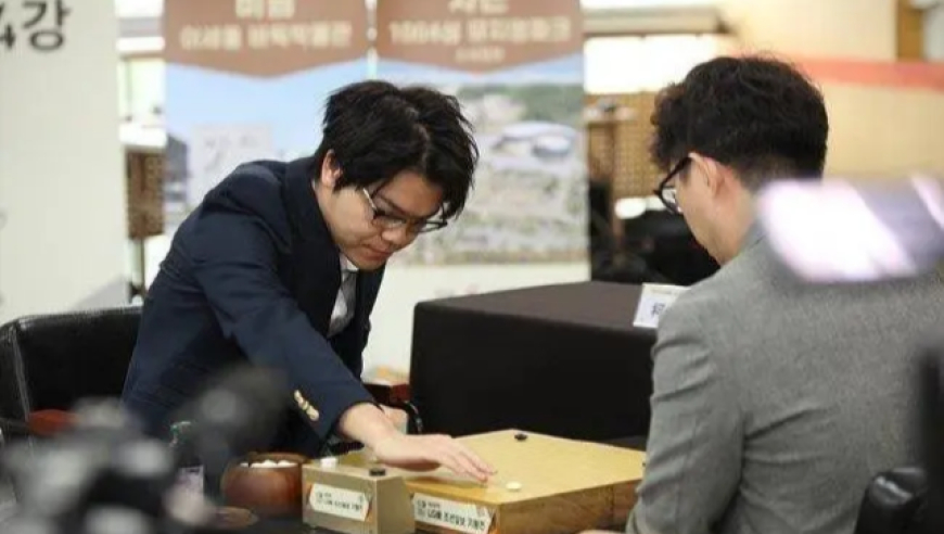 两次提子未置于盒盖上，柯洁LG杯被判负，围棋世界大赛决赛中尚无先例