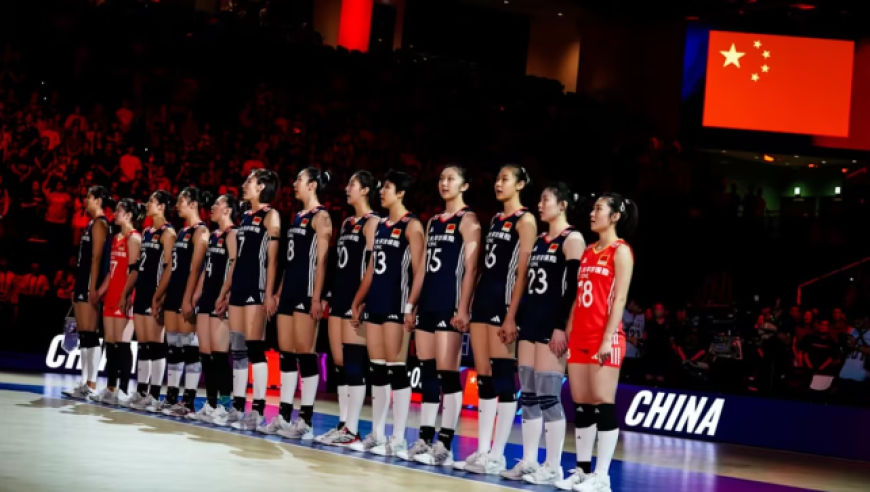 中国女排迎赛季首秀！世联赛吴梦洁伤退南京站边攻新人谁能接班