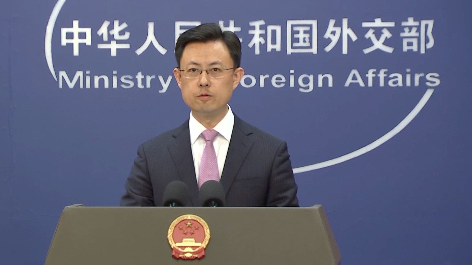 外交部：越来越多外国记者用中文提问，为他们点赞_腾讯新闻